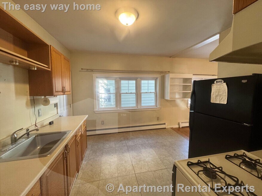 71 Winchester St, Medford, MA 02155 - photo 1