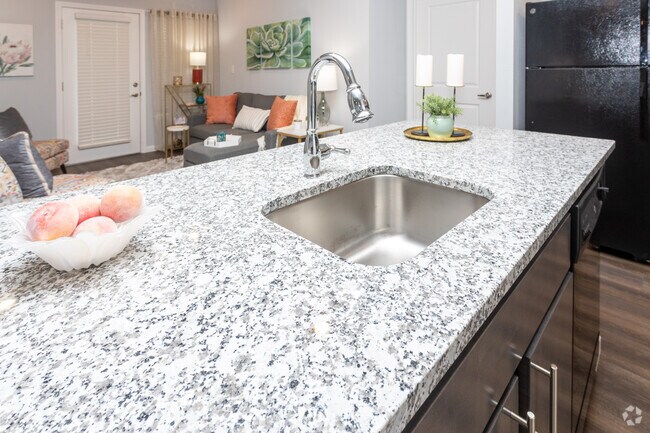 Highview Pointe, Louisville, KY 40228 - photo 4