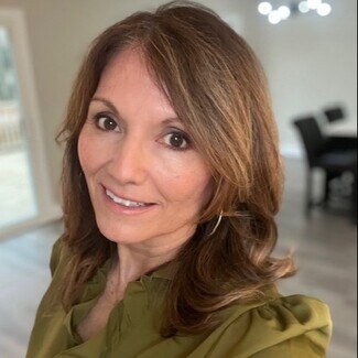 Mary Deschamps