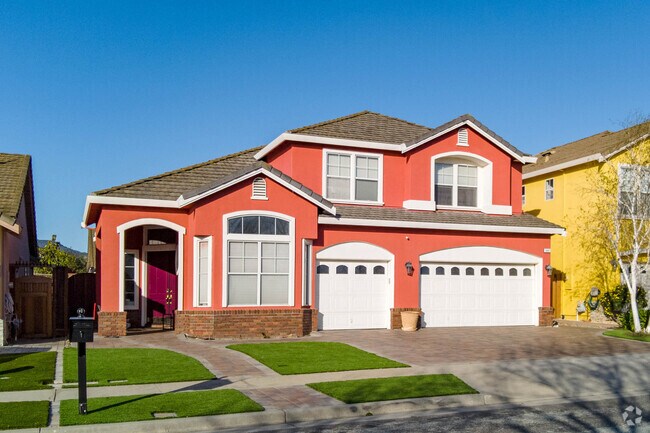 You will find colorful Craftsman homes in Dartmouth.