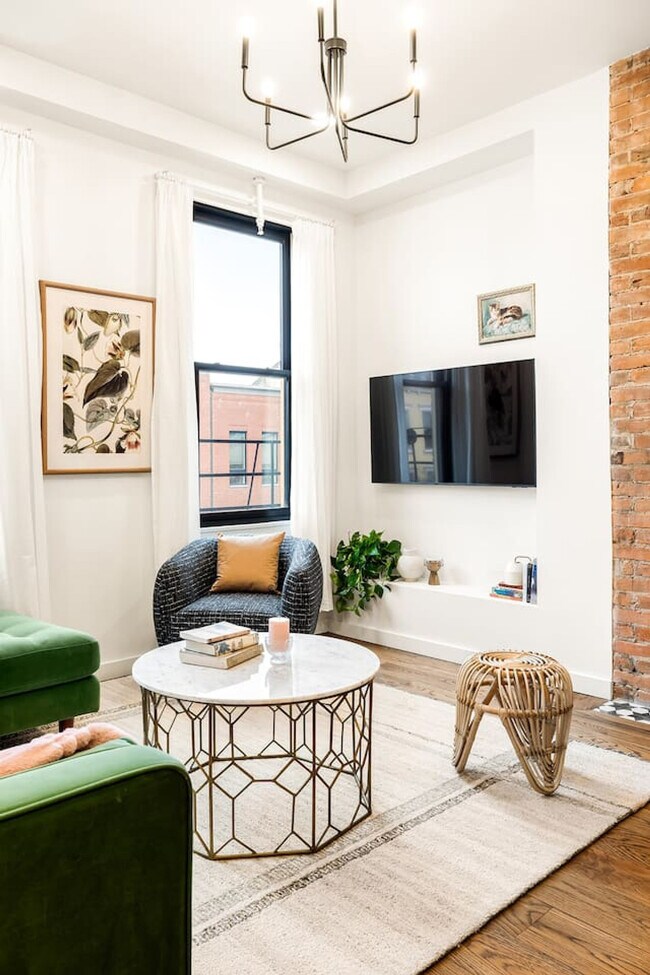 1510 Race St unit ID1056158P, Cincinnati, OH 45202 - photo 7