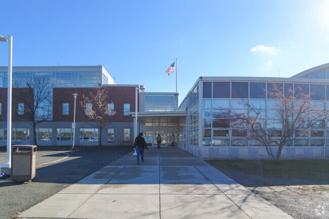 William P. Gorman/Fort Banks Elementary School has an overall rating of A- on Niche.