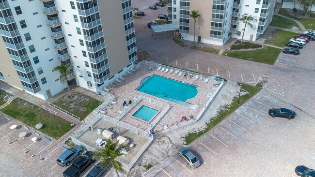 5600 Bonita Beach Rd SW unit ID1352875P, Bonita Springs, FL 34134 - photo 7