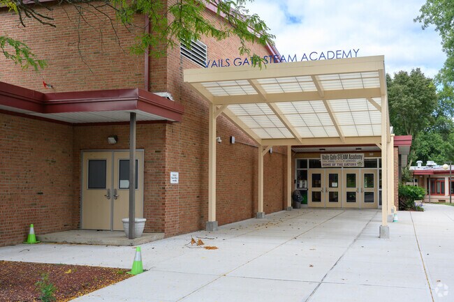 Vails Gate High Tech Magnet School