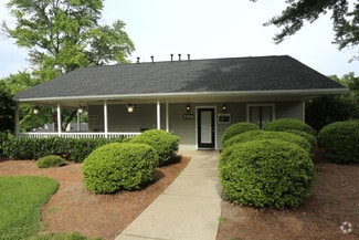 7013 Brandemere Ln, Winston-Salem, NC 27106