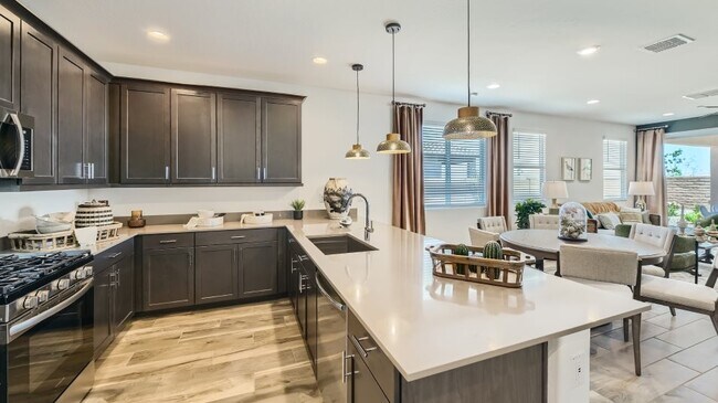 1381 W J Waltz Way, Apache Junction, AZ 85120 - photo 4