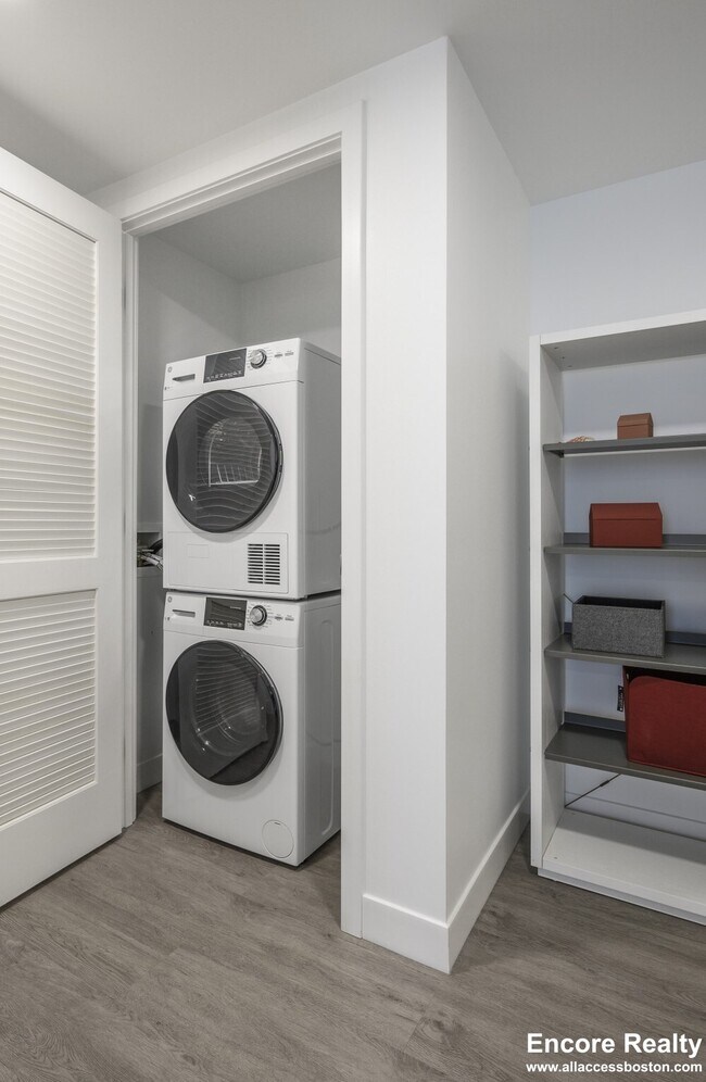 425 Massachusetts Ave unit B2 - 211, Cambridge, MA 02139 - photo 3