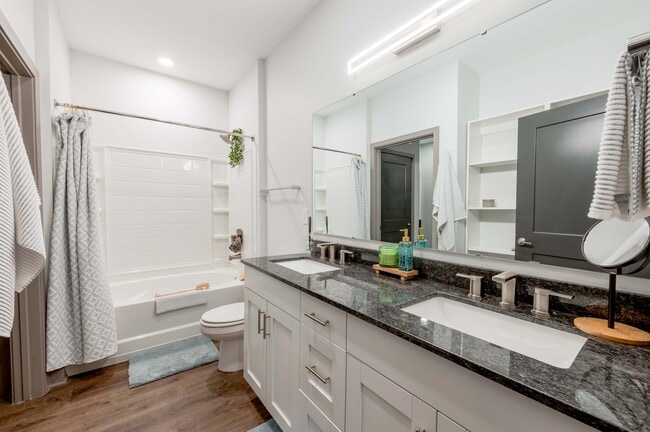 Signature at Carmel, Carmel, IN 46032 - photo 7