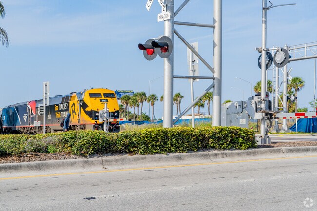 Convenient train connections make commuting easy from Tropic Isle.