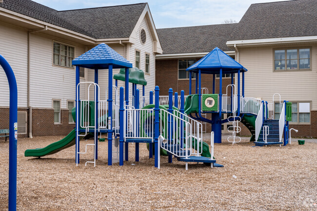 Geer Park Elementary School, Playground.