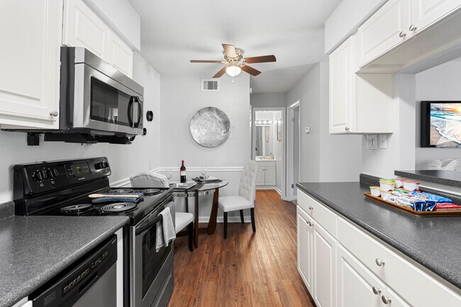 Ridgewood - Students save up to 10%!, Carrboro, NC 27510 - photo 7