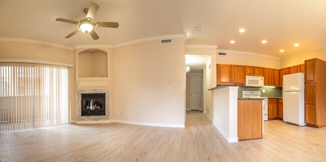 4875 S Balsam Way unit 10-101, Littleton, CO 80123 - photo 2