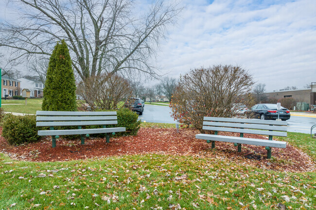 Evergreen Elementary School is located in Carol Stream, IL.