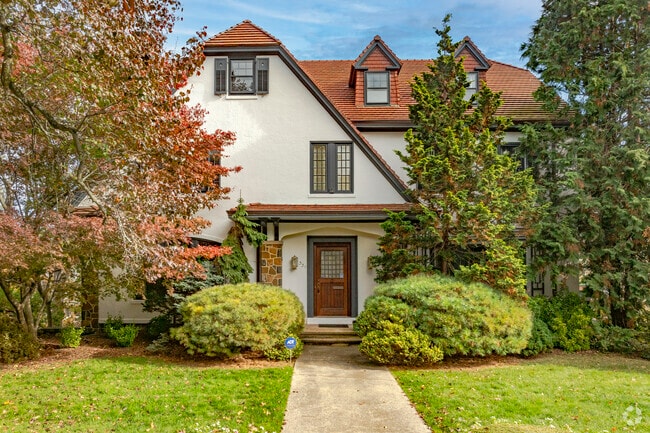 Adorable homes nestled amongst lush landscaping are what brings people to Prospect Hill.