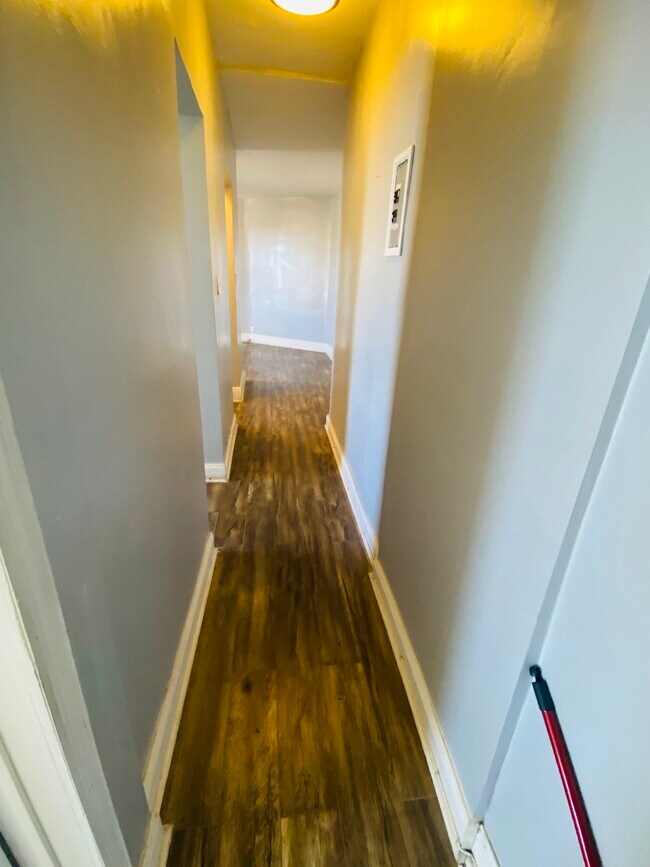 50 Anderson St unit C8, Hackensack, NJ 07601 - photo 5