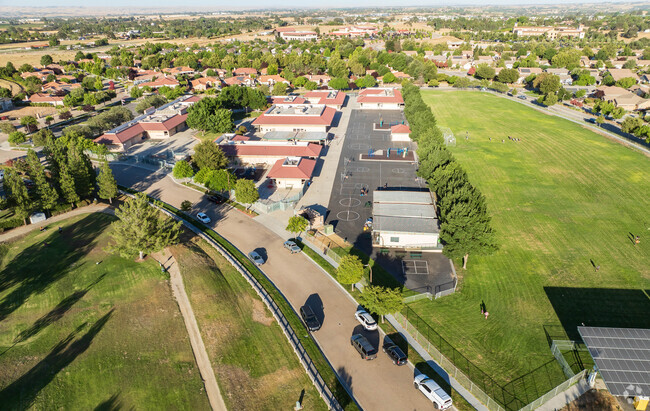 Kermit King Elementary  Paso Robles Ca sits on several acres.