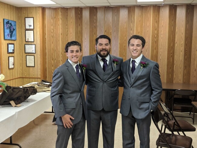 Agent Photo