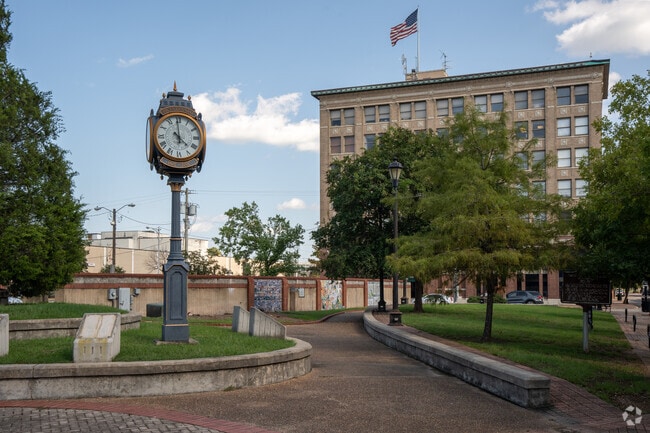 Garden District is listed on the National Register of Historic Places.