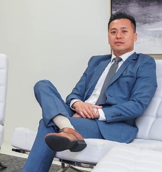 Agent Photo