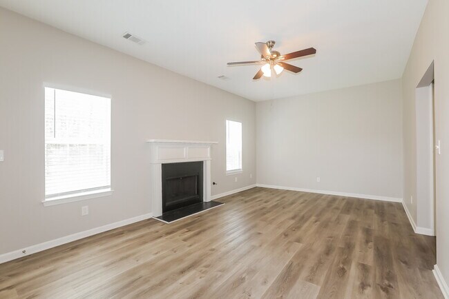 6099 Idlewood Pass, Lithonia, GA 30038 - photo 4