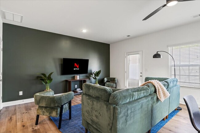 6025 Principal Place unit ID1284666P, Charlotte, NC 28217 - photo 5