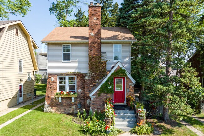 Colonial-style Tudor, Queen Anne, and Bungalow are some of the many home styles in Ferndale.