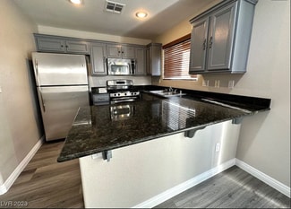 4998 Tioga Pass Ave, Las Vegas, NV 89139