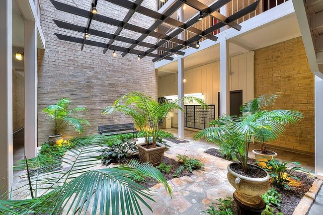 Hermitage unit 7th Floor, Columbia, SC 29205 - photo 3