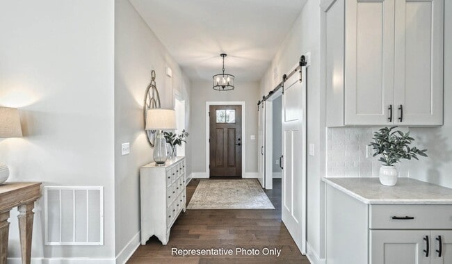 109 Blue Mountain Blvd unit 36451773, Carlisle, PA 17013 - photo 6