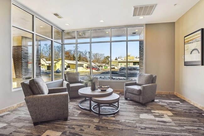 7600 Lyndale Ave S unit 228, Richfield, MN 55423 - photo 2