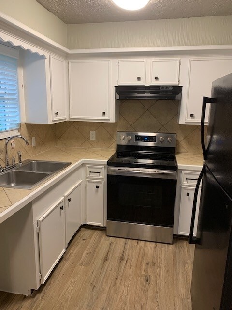 6205 Jackson Rd unit D7, Hitchcock, TX 77563 - photo 3