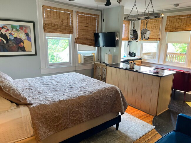 41 Starnes Ave unit 3, Asheville, NC 28801 - photo 7