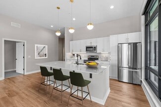200 University Ave SE, Minneapolis, MN 55414