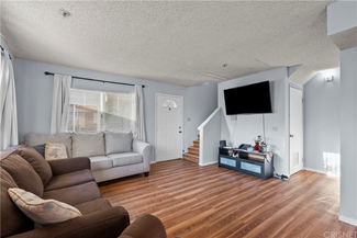 8800 Burnet Ave, Los Angeles, CA 91343