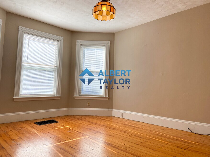 13 Sachem St unit 1, Roxbury Crossing, MA 02120 - photo 1