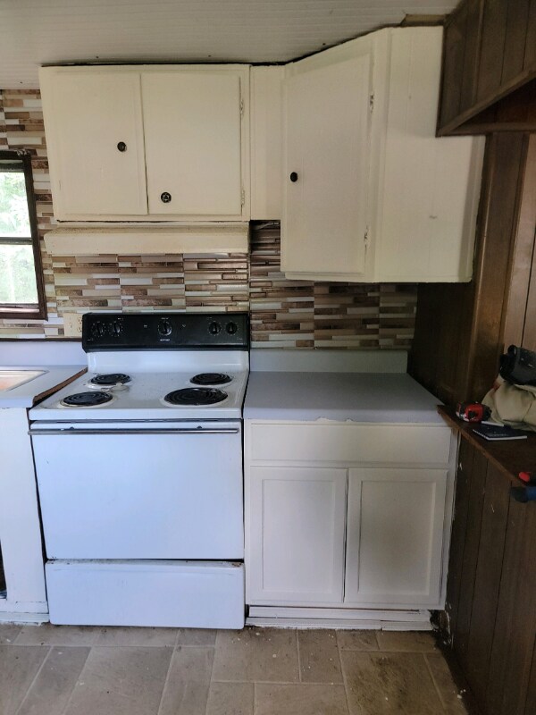 11 Moore St, Waverly, VA 23890 - photo 4