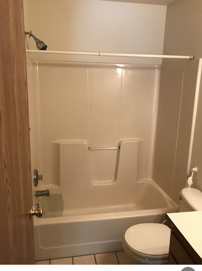 1579 Athena Dr, Kent, OH 44240 - photo 2