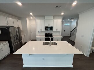 158 Beachcomber Dr, Lillington, NC 27546