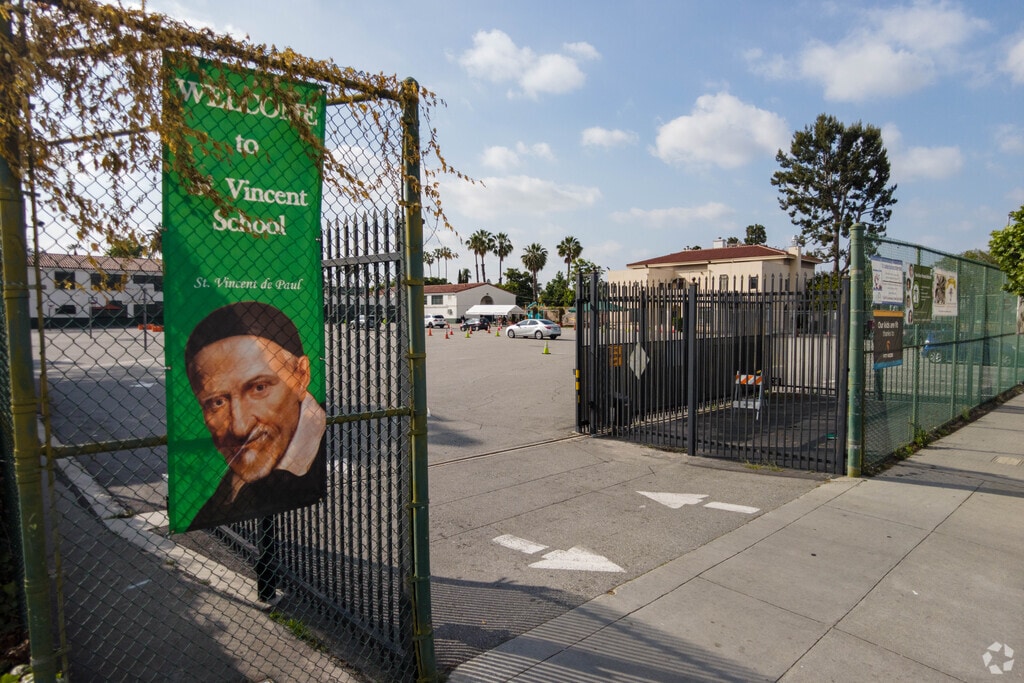 St. Vincent Elementary School is a 
Private Elementary & Middle School in 
University Park, Los Angeles CA.