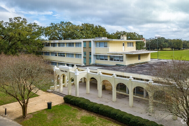 Toolen Hall at Spring Hill College is a dormitory for College Park of Mobile, AL students.