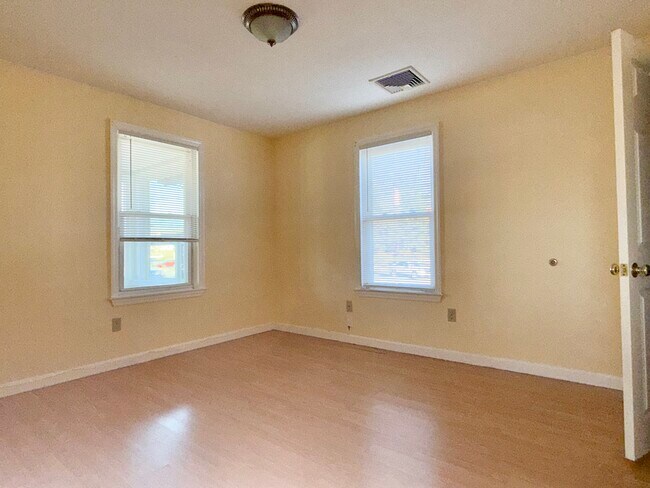 1037 Cass Ave unit 1, Woonsocket, RI 02895 - photo 7