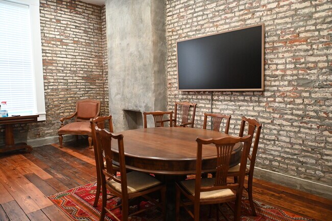 1207 Washington St unit 1207 B, Vicksburg, MS 39183 - photo 5