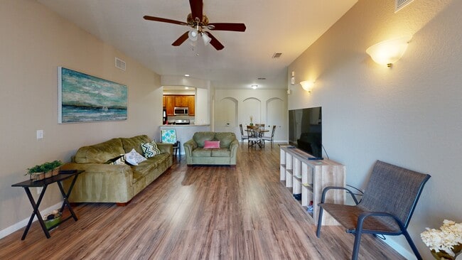 3331 Whitestone Cir unit 201, Kissimmee, FL 34741 - photo 2