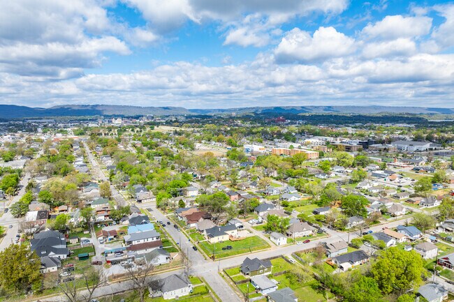 Ridgedale-Oak Grove is a colorful community with many styles of homes to choose from.