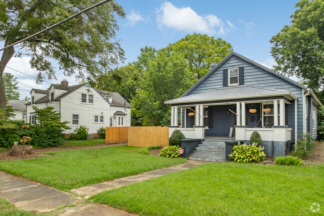 The neighborhood streets of Green Park offer locals walks along well kept sidewalks and lawns.