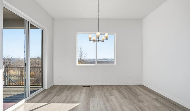 1301 White Cliffs St, Middleton, ID 83644 - photo 5