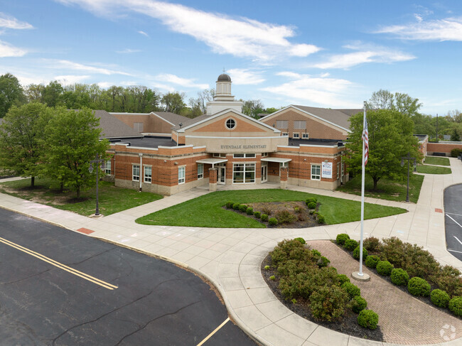 Local residents choose Evendale Elementary School to send their Students.