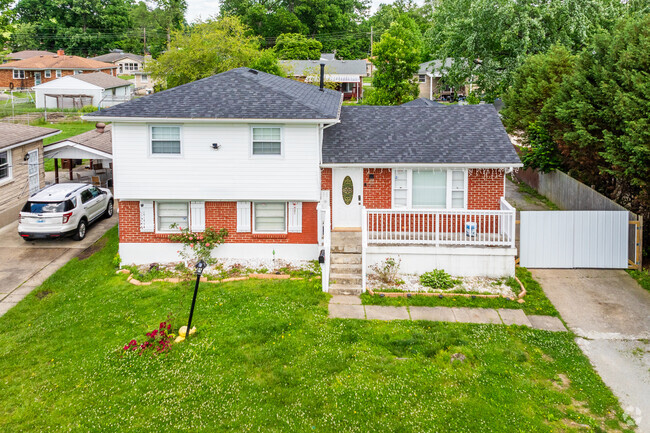 Newburg has a wide variety of split level homes.