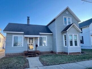 611 S Dewitt St, Bay City, MI 48706