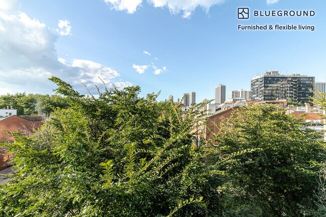 211 W Scott St unit FL4-ID1296, Chicago, IL 60610 - photo 7